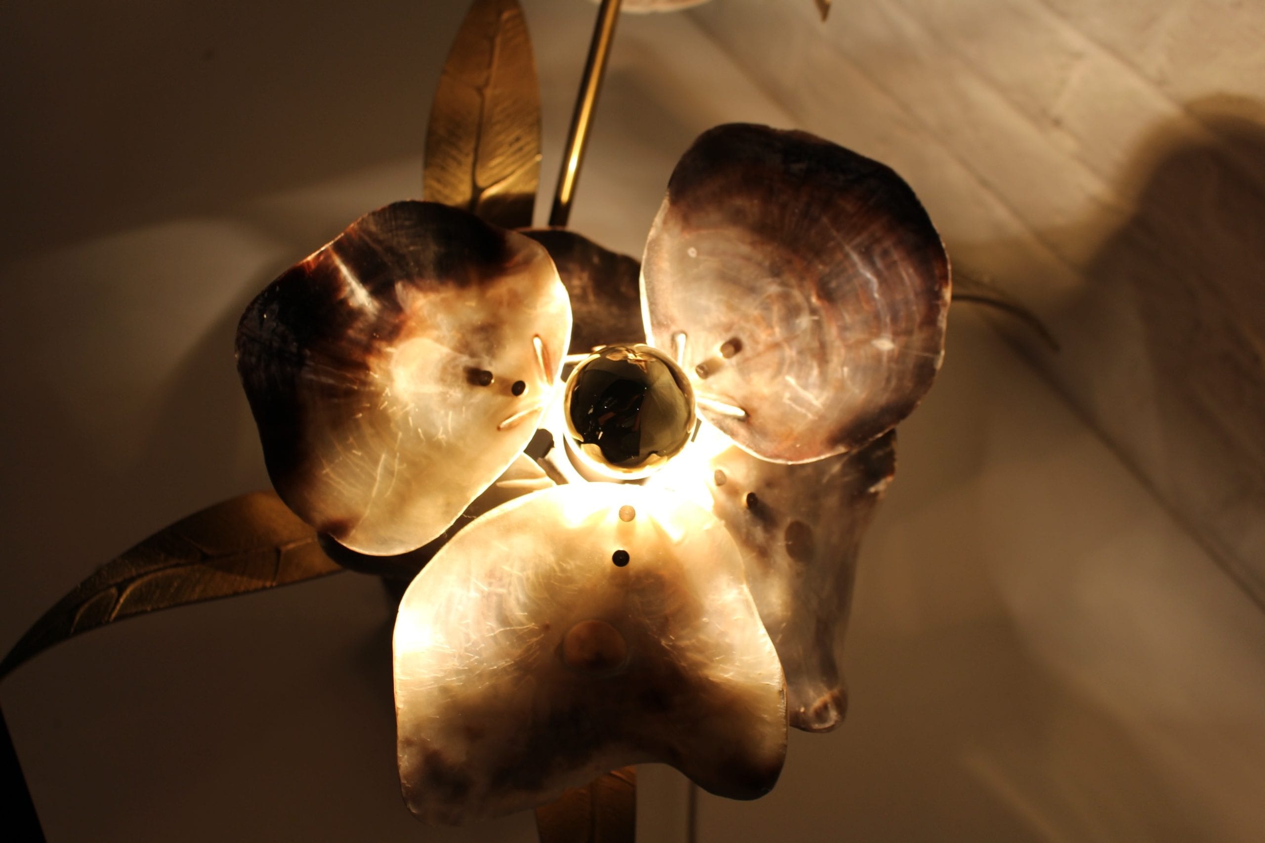 lampe laiton nacre willy daro acide etched leaf 5 scaled