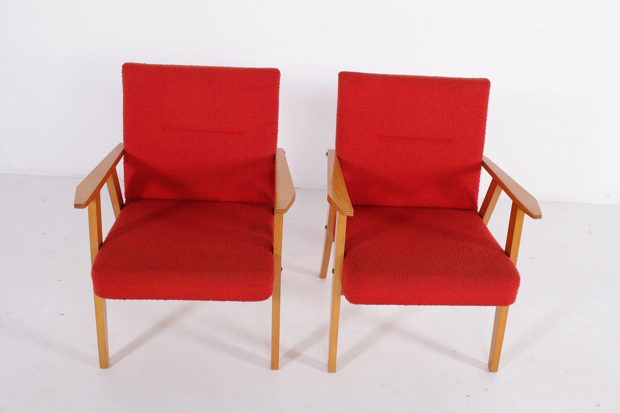fauteuils vintage hg pieds compas corail bouclettes 7