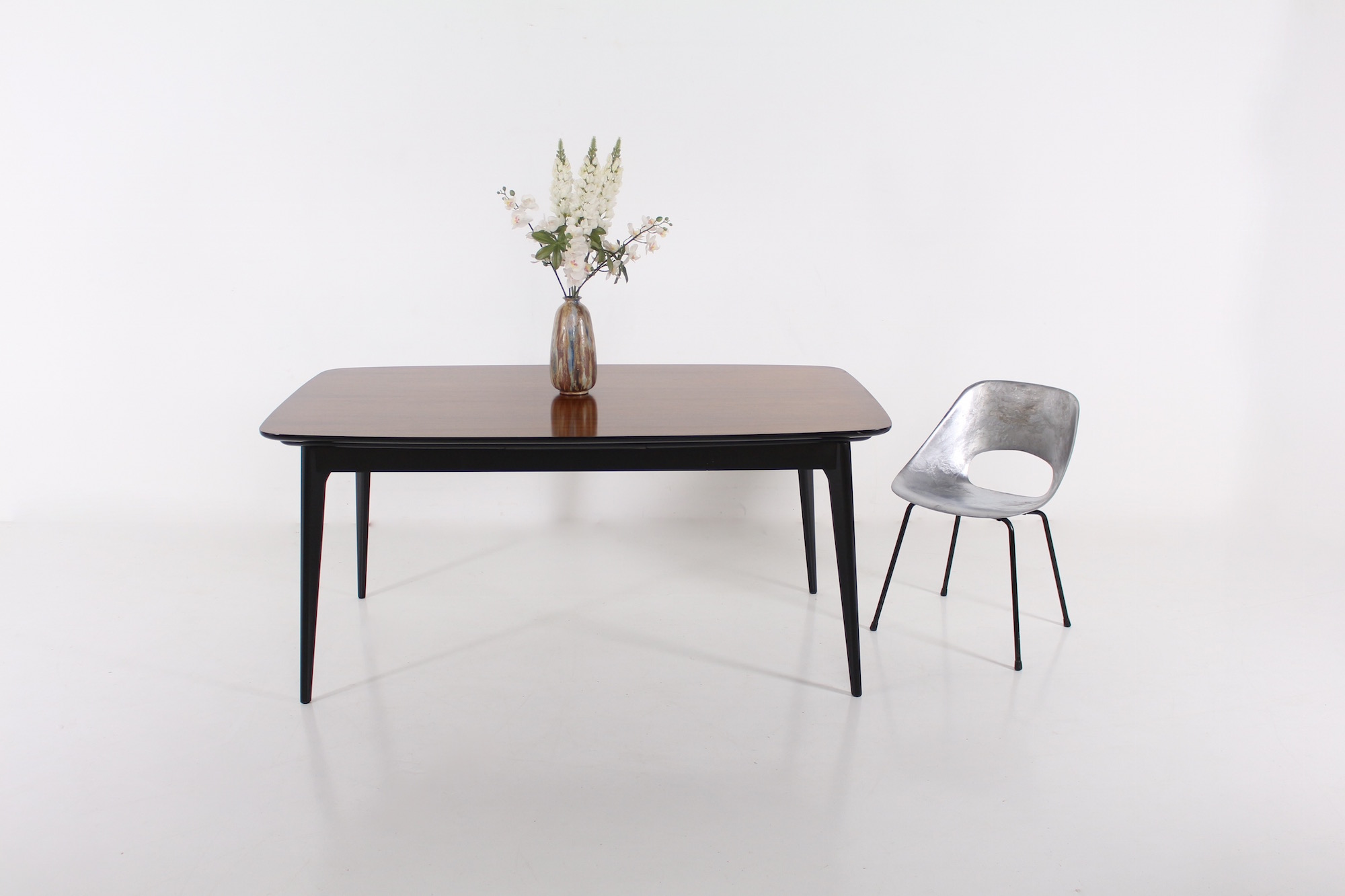 Tafel met verlengstukken in rozenhout, Alfred Hendrickx. - Afbeelding 9