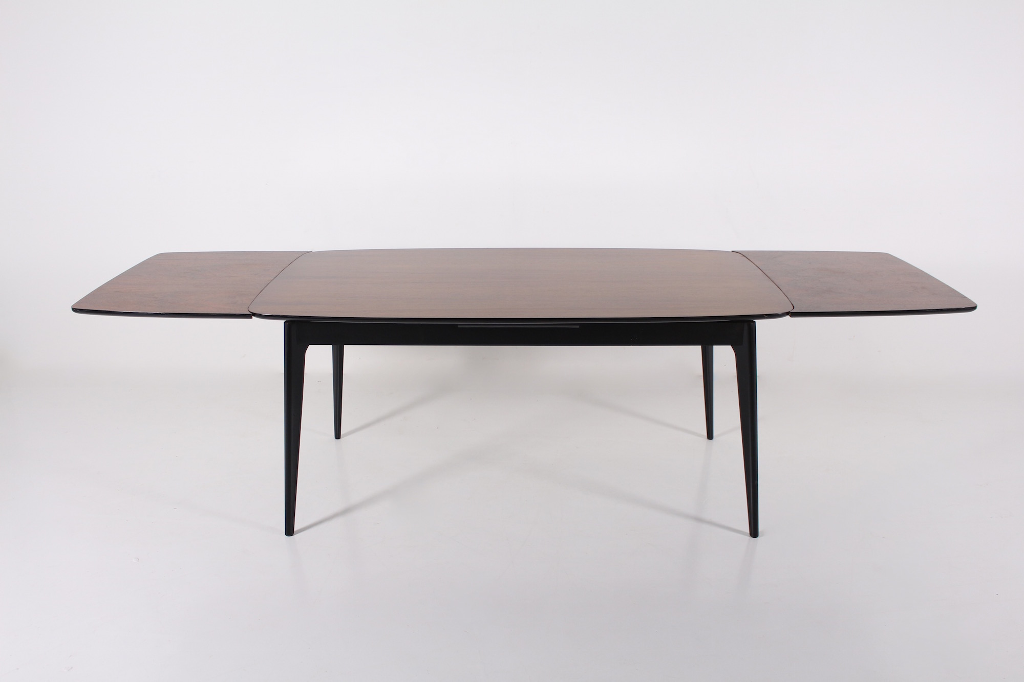 Tafel met verlengstukken in rozenhout, Alfred Hendrickx. - Afbeelding 2