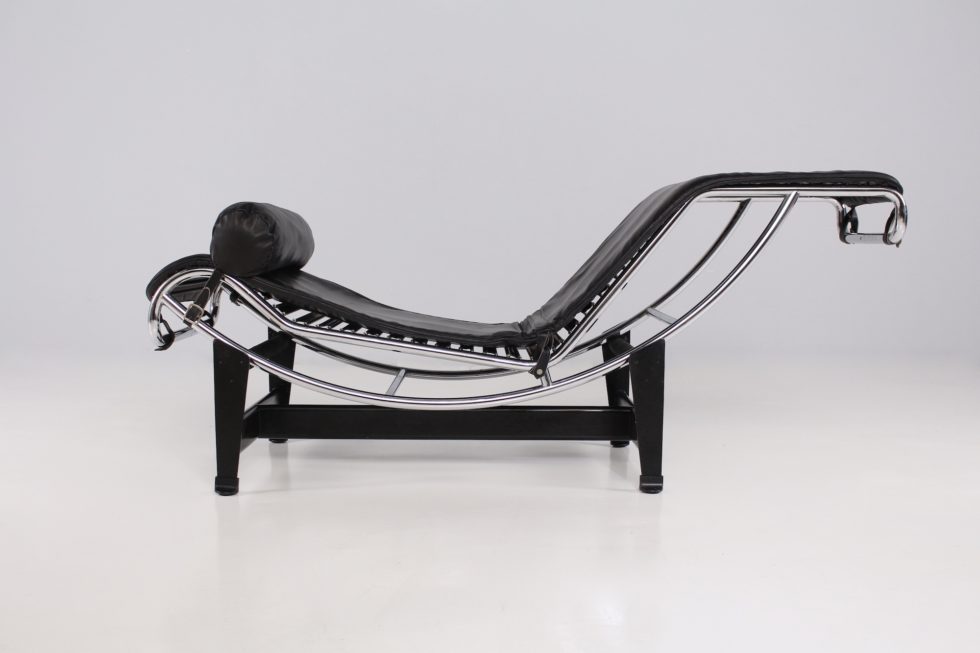 Chaise Longue LC4 Le Corbusier IMG 0827