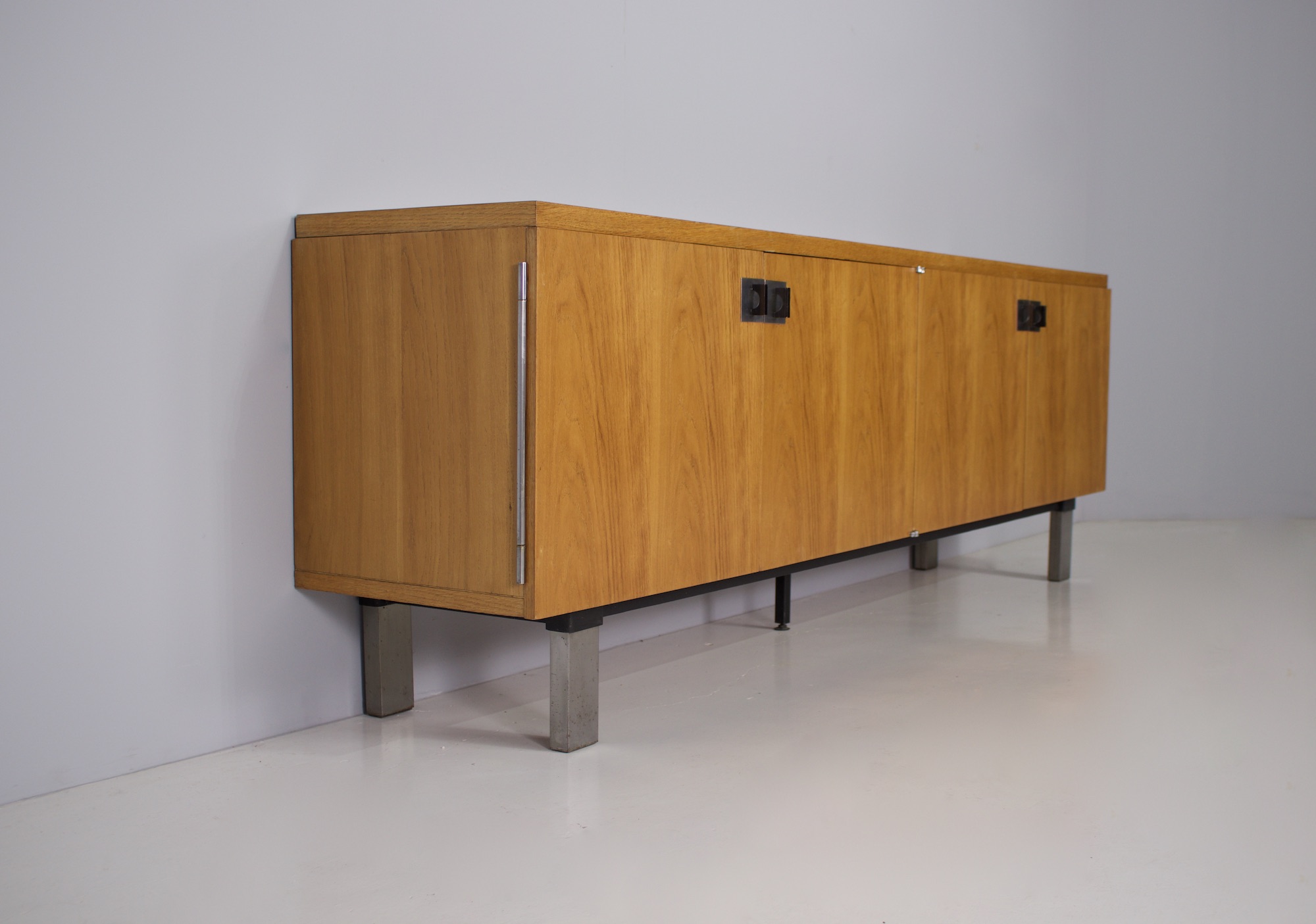 Frans modernistisch dressoir. - Afbeelding 4