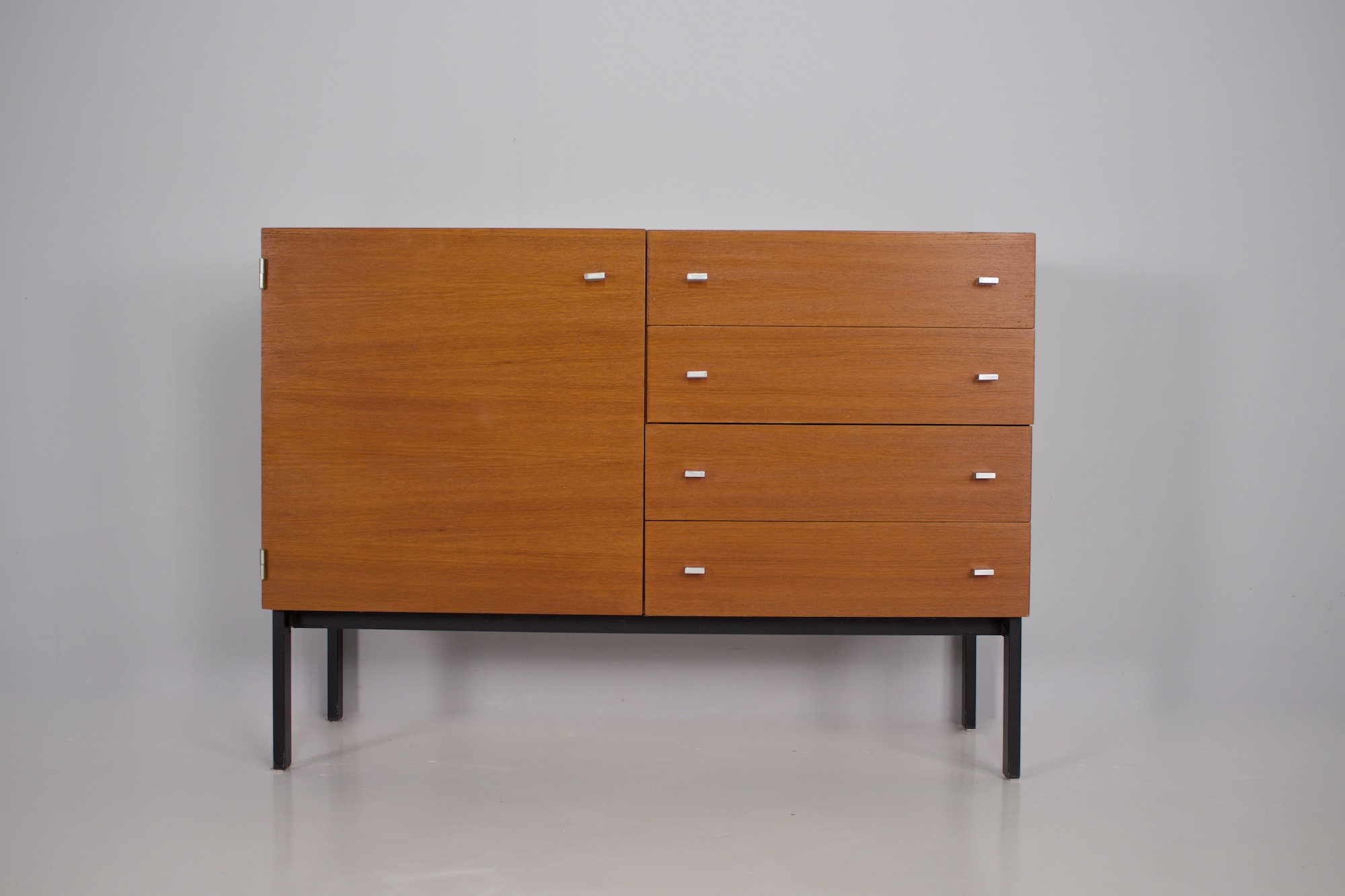 Buffet Pierre Guariche – Bild 2