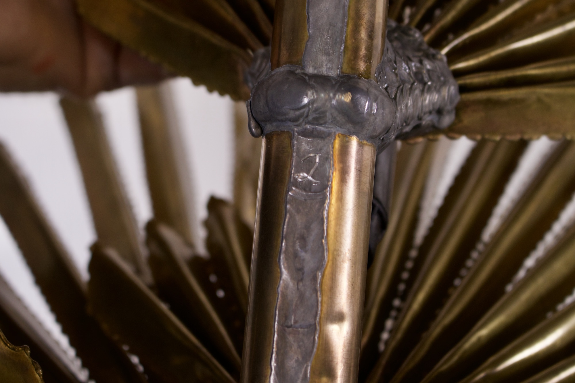 Appliques Maison Jansen, détail de soufure à l'étain