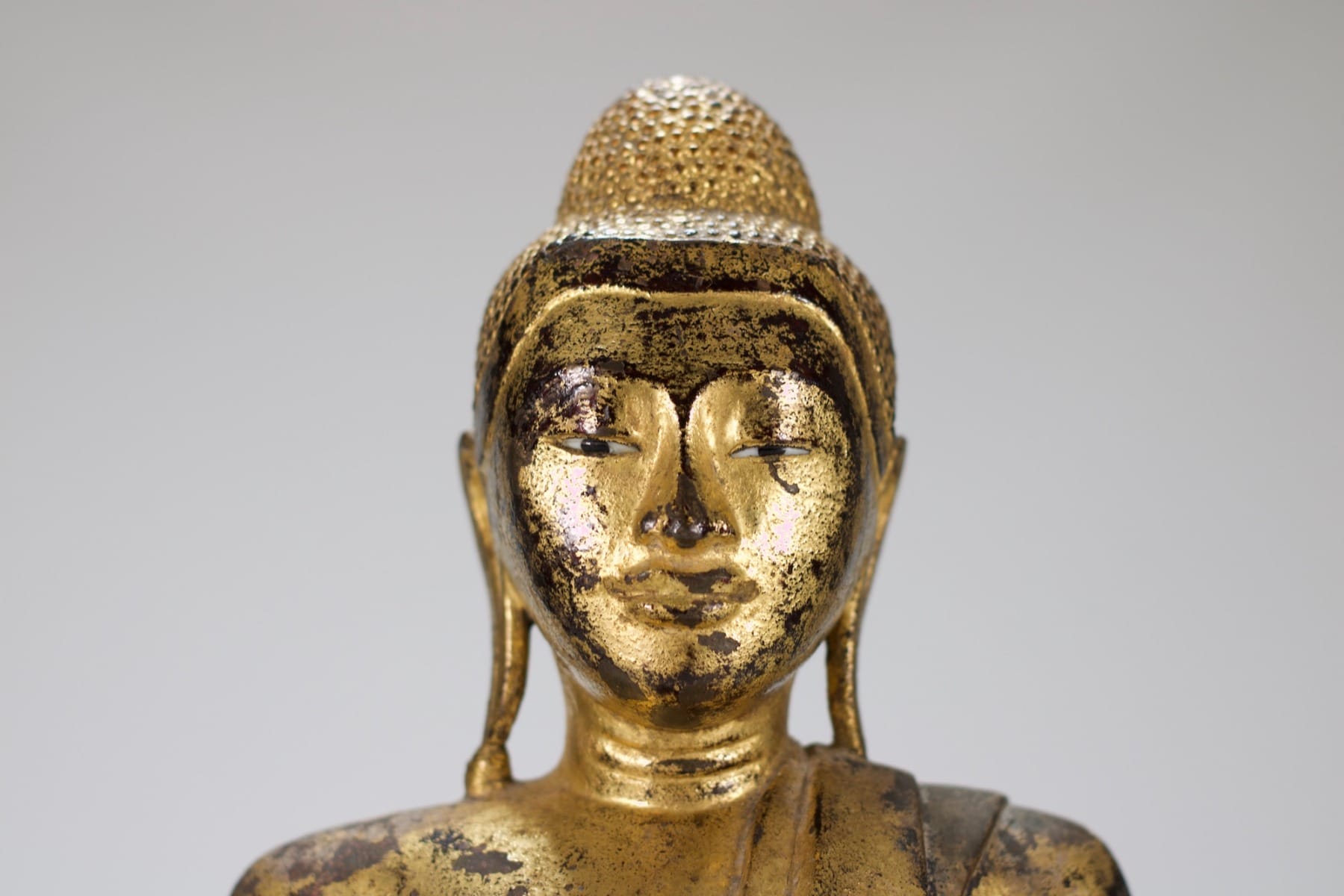 Visage en bronze d'un bouddha birman de Claude de Marteau