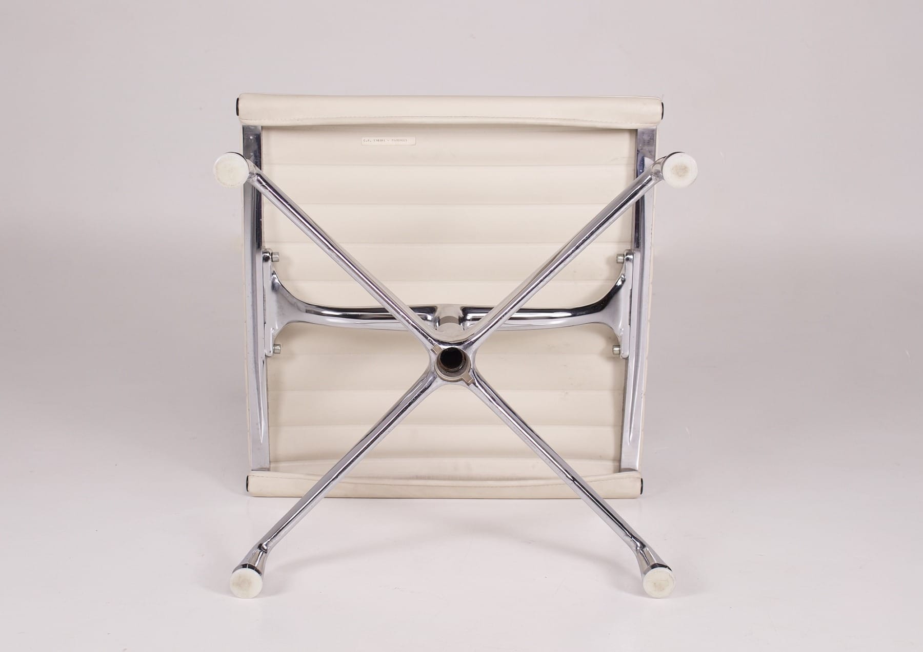 Ottoman Repose Pieds Eames Herman Miller Vitra