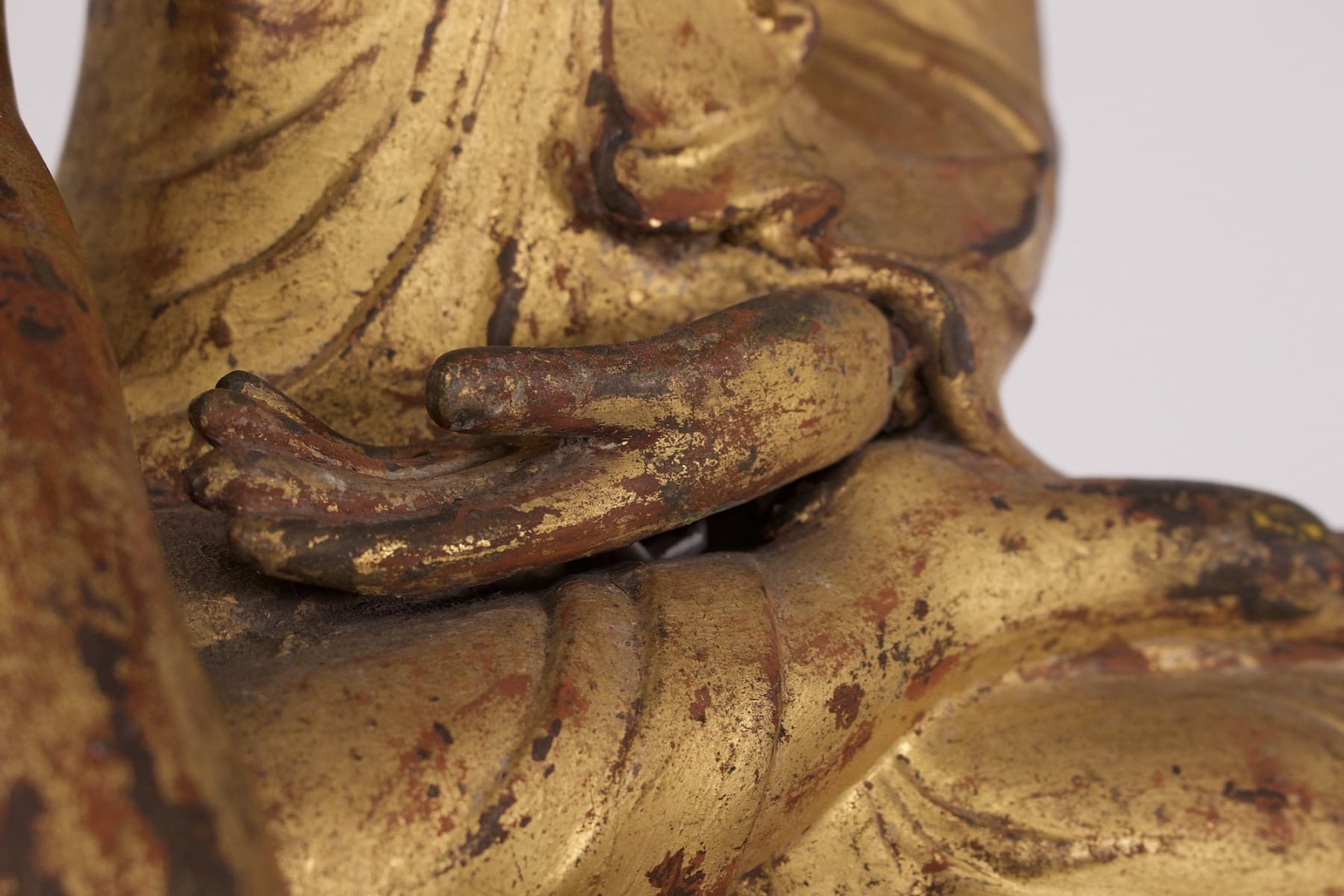 Statue-Bouddha-Ancien-Bronze-Mandalay-Claude-De-Marteau