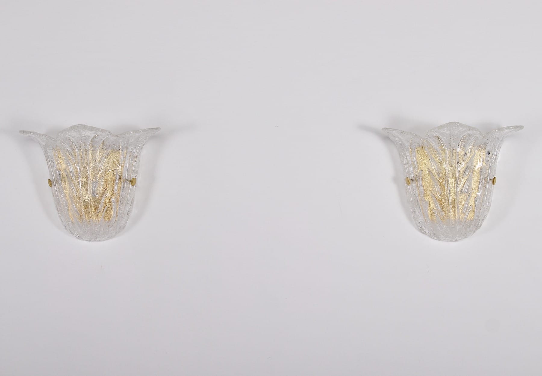 Paire appliques murales acanthes Ice Glass laiton Murano éteintes, de face