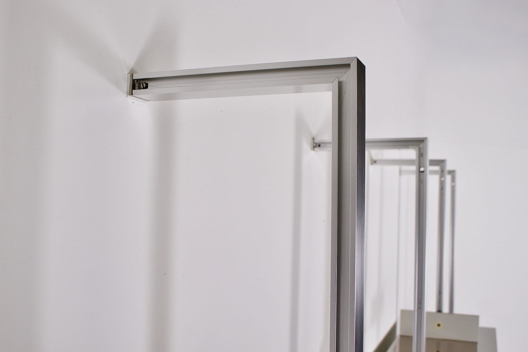 Un des montants de la bibliothèque Ducaroy Ligne Roset