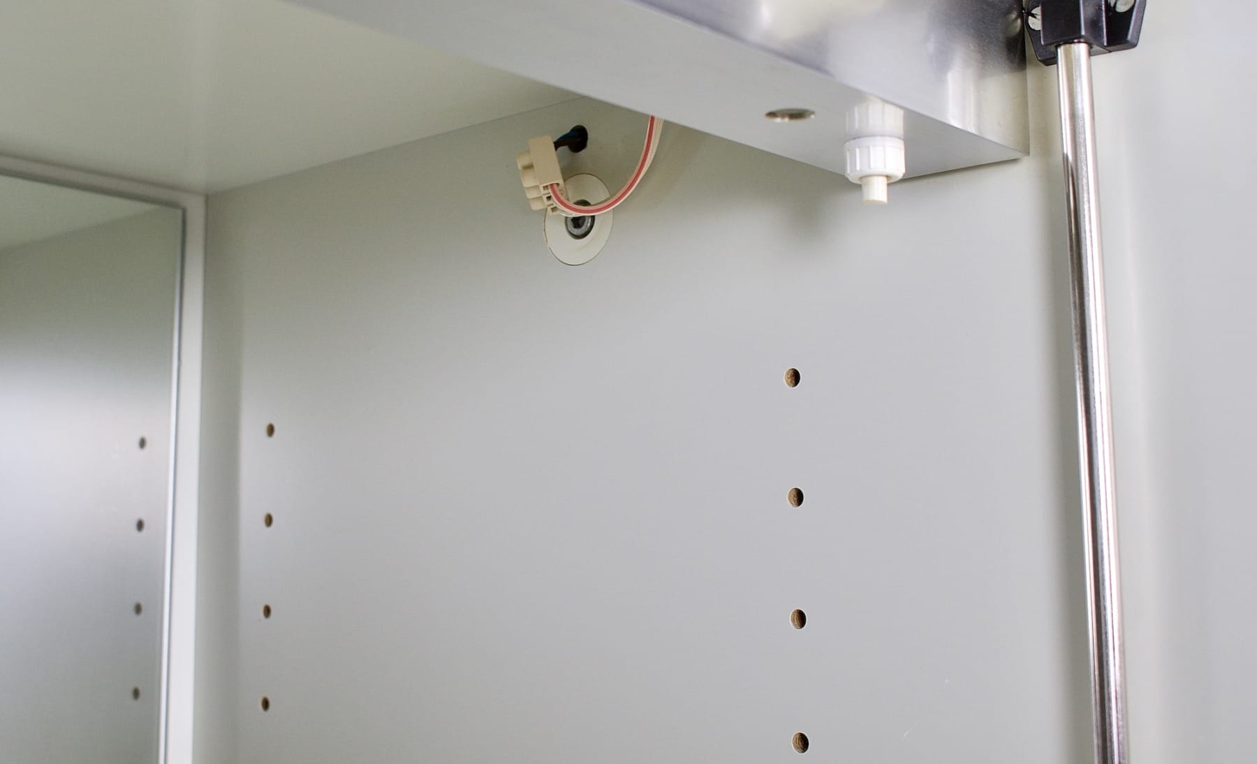 Une possibilité d'installer un éclairage dans la partie bar