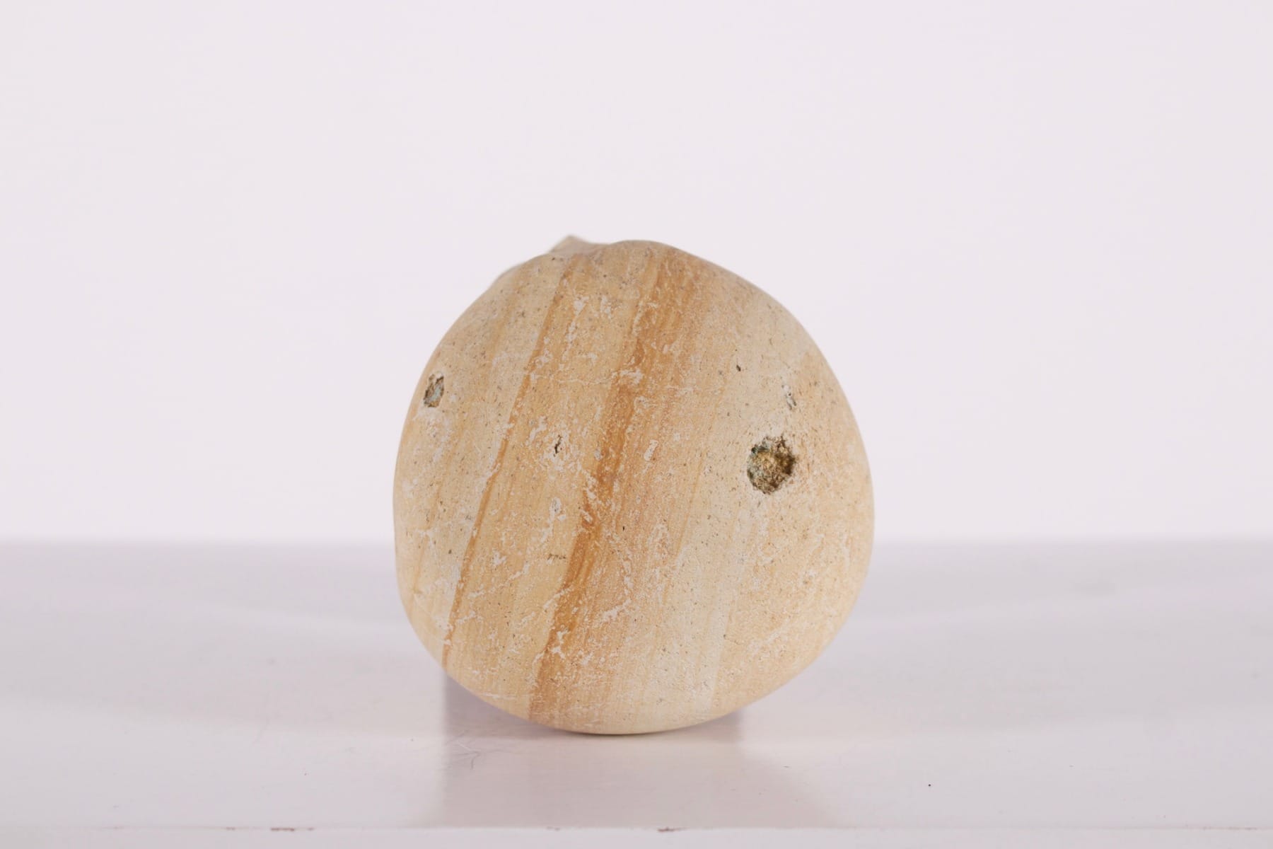 Ancienne tête Majapahit en tuff de Sumatra IMG_9643