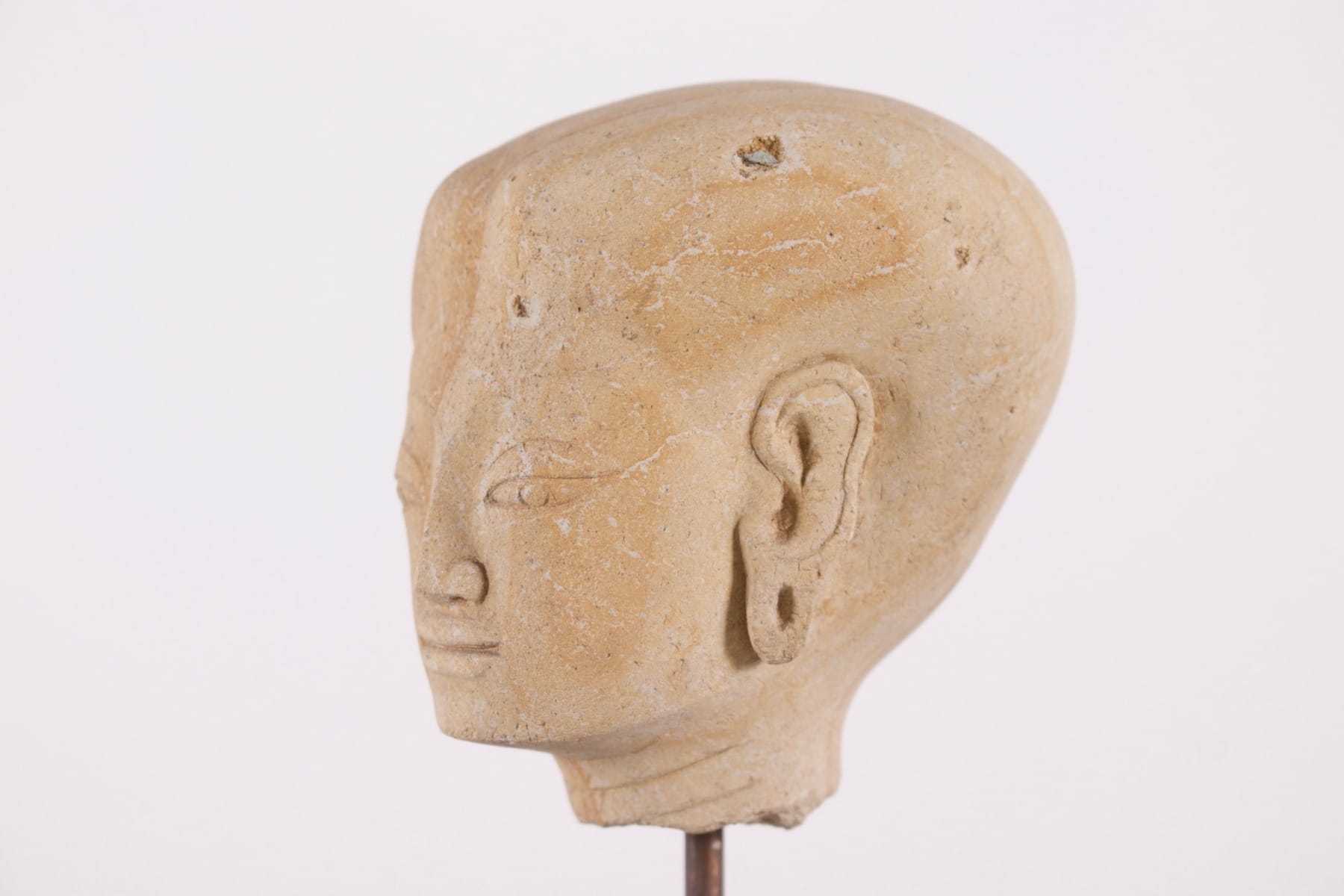 Ancienne tête Majapahit en tuff de Sumatra IMG_9645