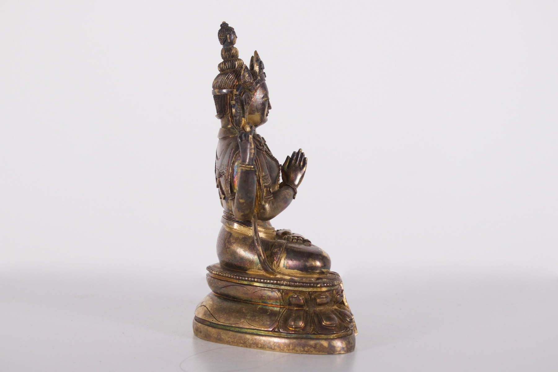 Chaturbhuja Lokeshvara ou avalokiteshvara Chaturbhuja de Chine en bronze profil droit