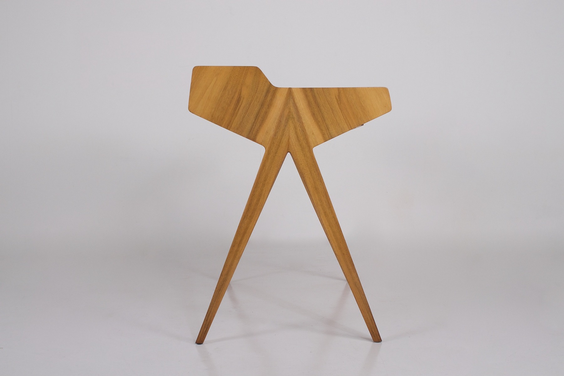 Bureau Lady Desk placage de frêne vu de profil