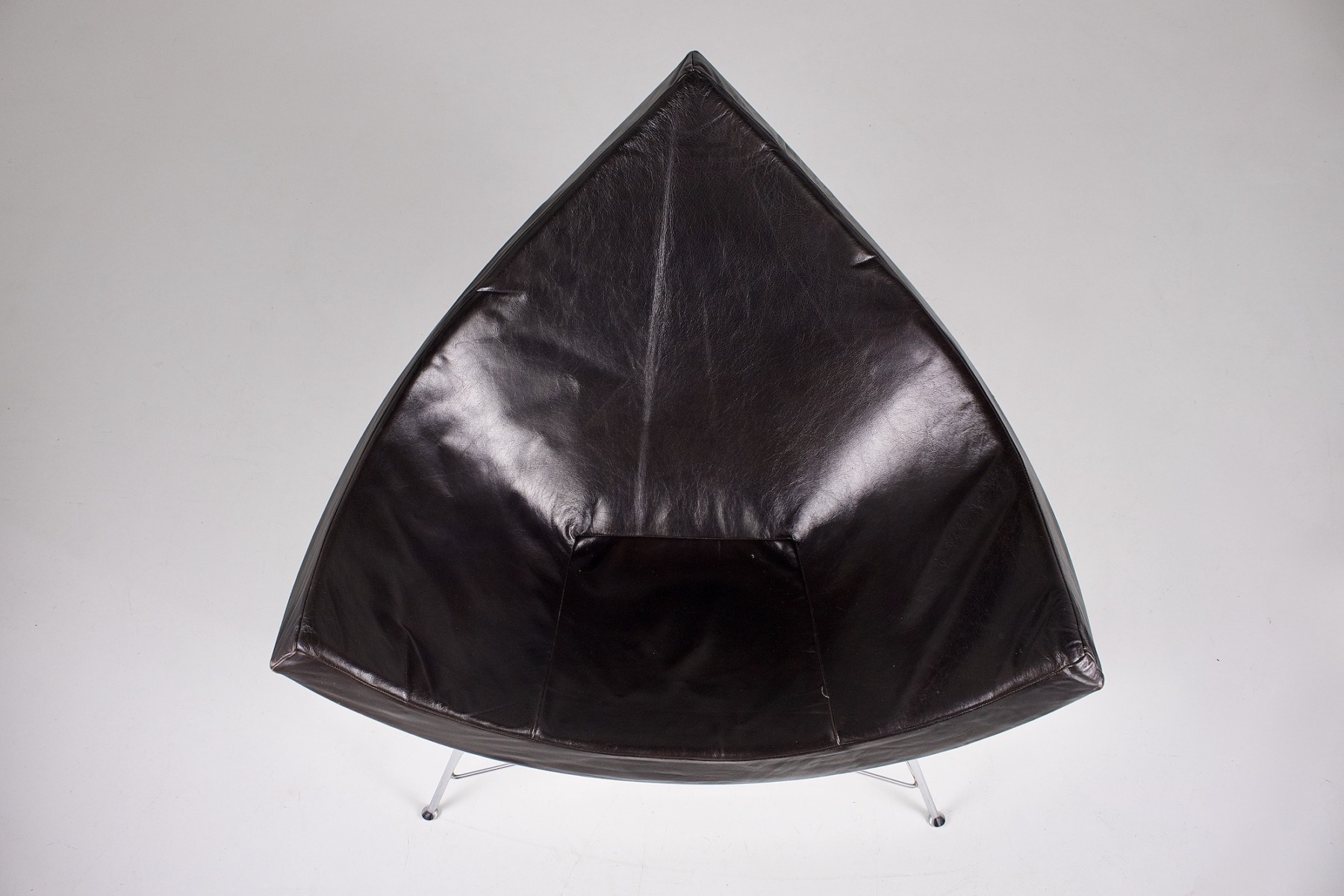 Vue plongée de l'assise du fauteuil