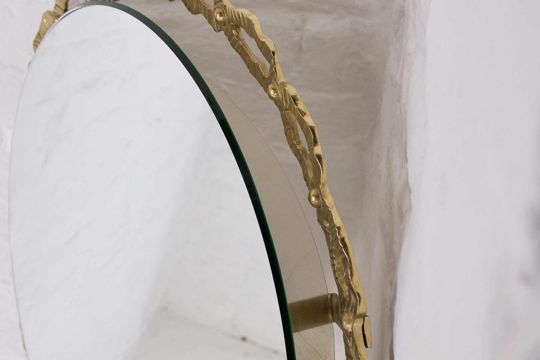 Ronde verlichte spiegel met messing lussen - Afbeelding 9