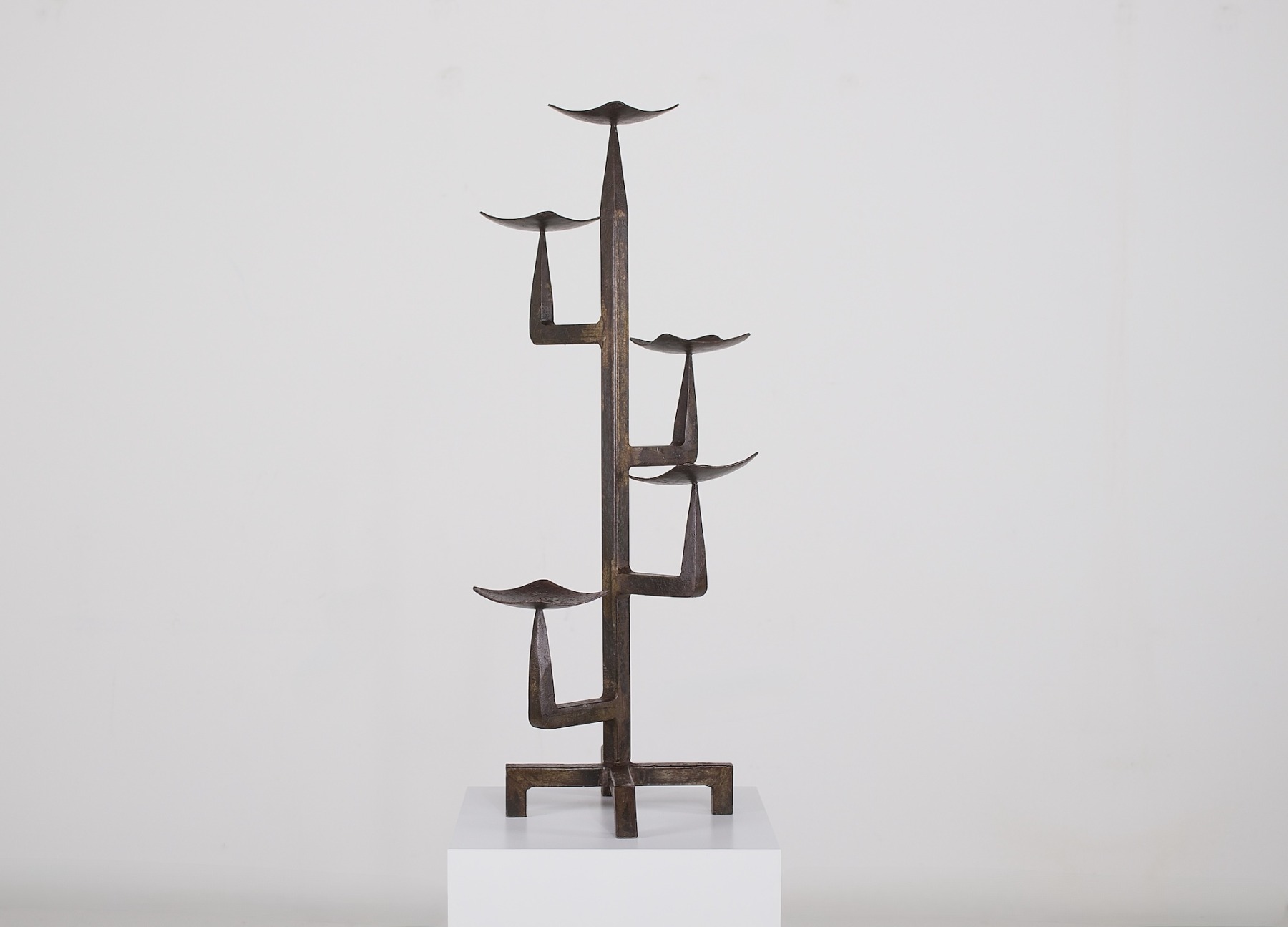 Candélabre brutaliste en fer forgé, 4 bras – années 1960