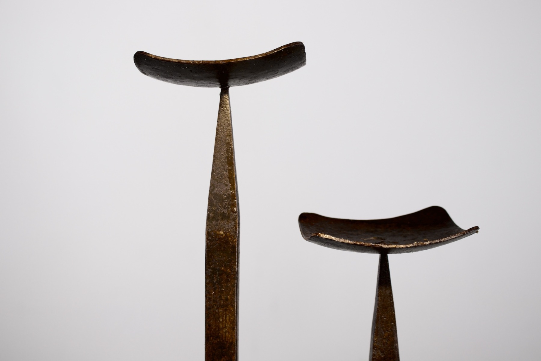 Candélabre brutaliste en fer forgé, 4 bras – années 1960 – Image 4