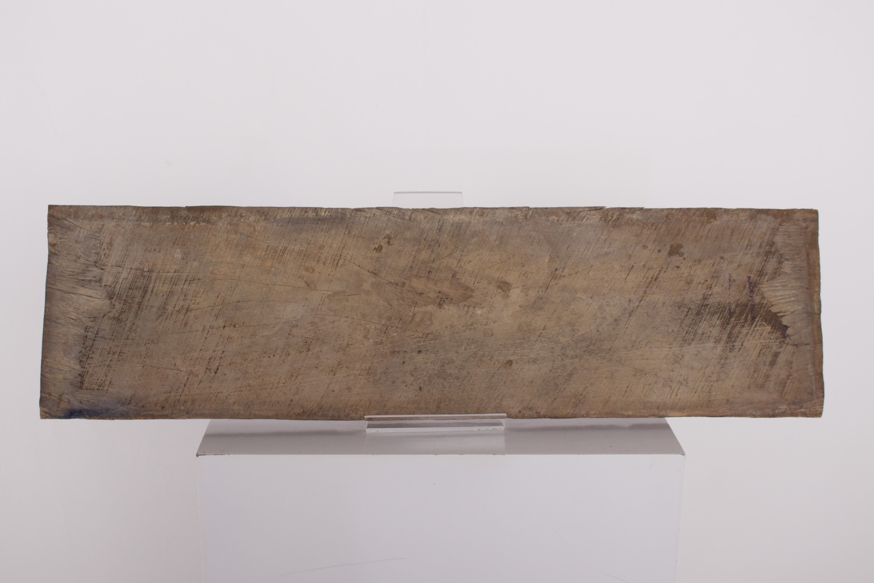 verso de bas relief en bois