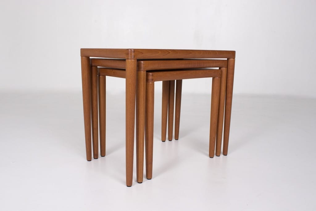 Les tables basses d Henry Walter Klein pour Bramin regroupées ensemble